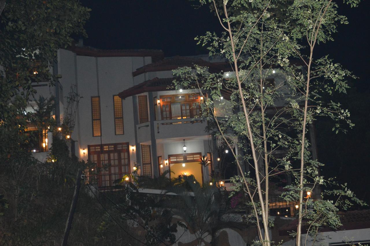 Villa Familia Kandy Exteriér fotografie