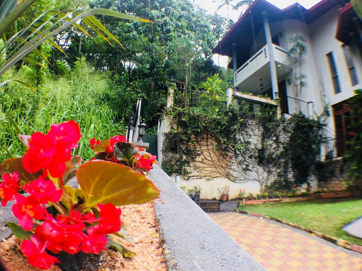 Villa Familia Kandy Exteriér fotografie